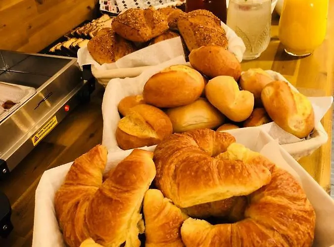 Haus Tannenhof Гостевой дом Ганновер